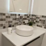 Serenity Garden Apartment *